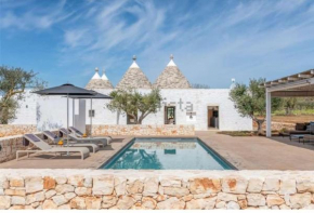 Villa Monika - Luxury Trulli Resort Locorotondo